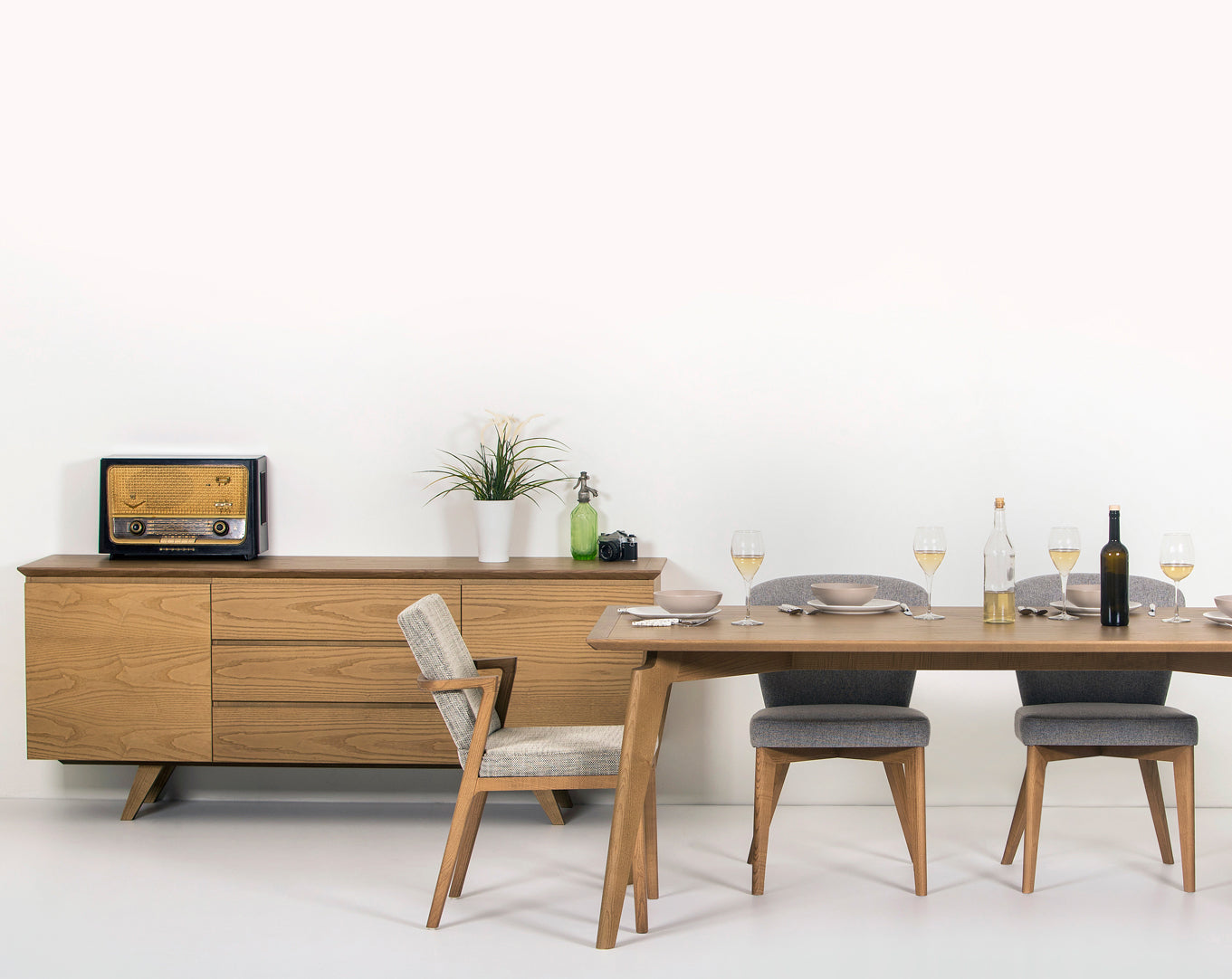 Τραπέζι Hubo T149